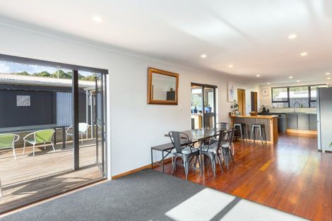 Photo of property in 55 Moeraki Road, Maoribank, Upper Hutt, 5018