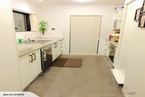 Photo of property in 19 Wantwood Grove, Churton Park, Wellington, 6037