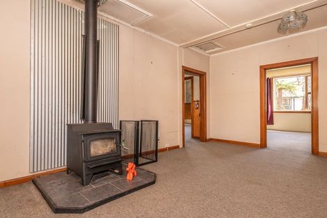 Photo of property in 149 Queen Street, Westport, 7825