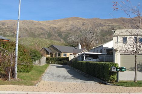 Photo of property in 87 Meadowstone Drive, Wanaka, 9305