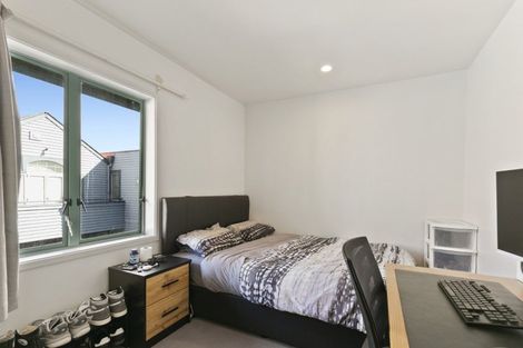 Photo of property in 13/93a Kelburn Parade, Kelburn, Wellington, 6012