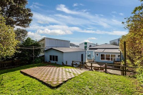 Photo of property in 11 Angus Avenue, Berhampore, Wellington, 6023