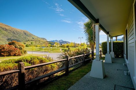 Photo of property in 15 Hope Avenue, Lake Hayes, Queenstown, 9304