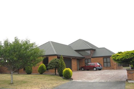 Photo of property in 3 Millcroft Place, Parklands, Christchurch, 8083