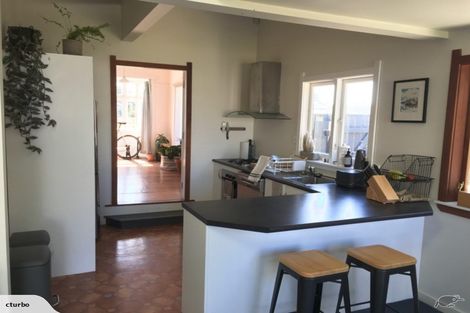 Photo of property in 131 Apu Crescent, Lyall Bay, Wellington, 6022