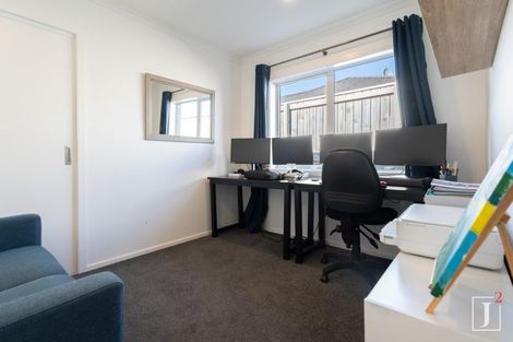 Photo of property in 7 Yorkshire Close, Whitby, Porirua, 5024