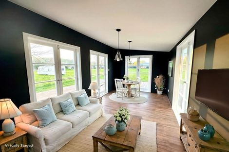 Photo of property in 14 Henderson Street, Otane, 4202