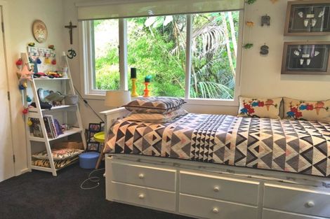 Photo of property in 1 Huia Road, Titirangi, Auckland, 0604