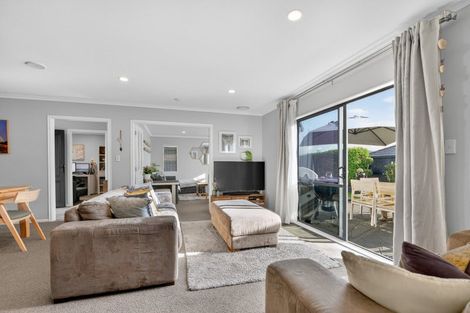 Photo of property in 34 Cranbrook Place, Rototuna North, Hamilton, 3210