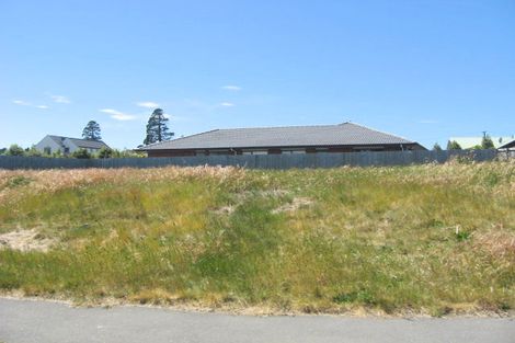 Photo of property in 9 John Morel Place, Parklands, Christchurch, 8083