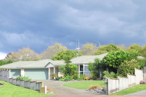 Photo of property in 15 Robinia Place, Ohauiti, Tauranga, 3112