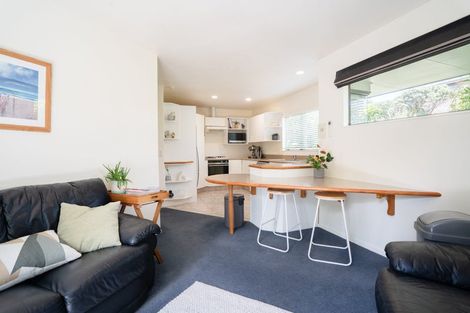 Photo of property in 2 Myers Grove, Churton Park, Wellington, 6037