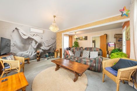 Photo of property in 76 Main Road, Wainuiomata, Lower Hutt, 5014