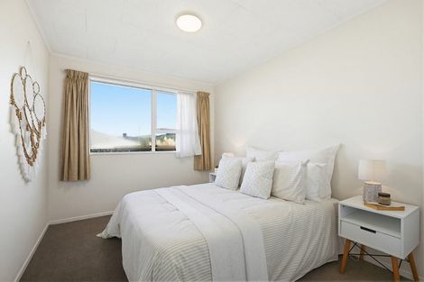 Photo of property in 42a Mahoe Street, Tawa, Wellington, 5028