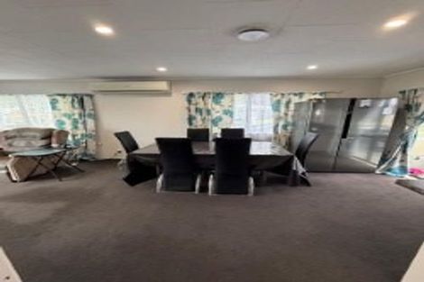 Photo of property in 6 Forglen Place, Tawa, Wellington, 5028