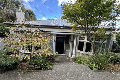 Photo of property in 29 Maida Vale Road, Roseneath, Wellington, 6011