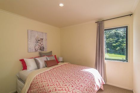 Photo of property in 3 Onslow Road, Khandallah, Wellington, 6035