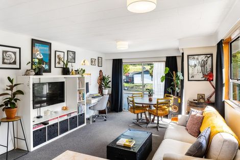 Photo of property in 16a Indiana Grove, Totara Park, Upper Hutt, 5018