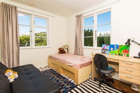 Photo of property in 40 Hindmarsh Street, Johnsonville, Wellington, 6037