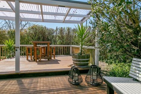 Photo of property in 1 Reading Street, Greytown, 5712