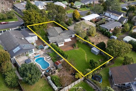 Photo of property in 16 Red Hill Road, Red Hill, Papakura, 2110