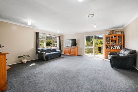 Photo of property in 2832 Kaipara Coast Highway, Glorit, Warkworth, 0984