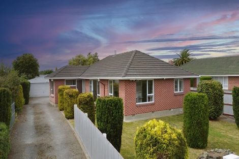 Photo of property in 91 Kendal Avenue, Burnside, Christchurch, 8053