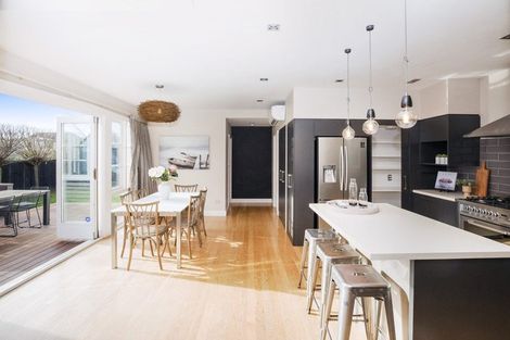 Photo of property in 128 Rutland Street, St Albans, Christchurch, 8052