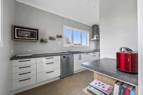 Photo of property in 466 Broadway, Stratford, 4332