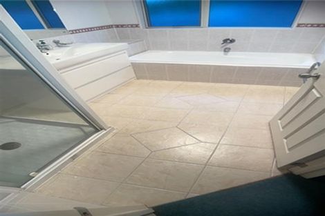 Photo of property in 7 Nier Place, East Tamaki Heights, Auckland, 2016