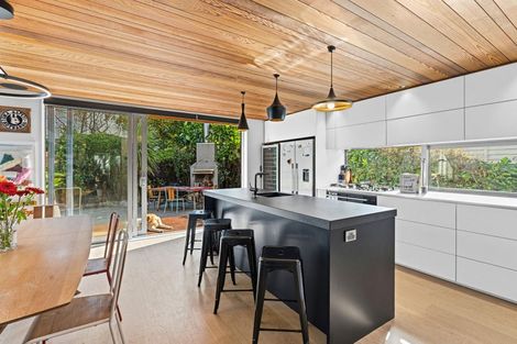 Photo of property in 24 Ventnor Street, Seatoun, Wellington, 6022