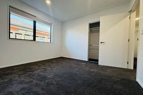 Photo of property in 17 Akoranga Place, Hornby, Christchurch, 8042