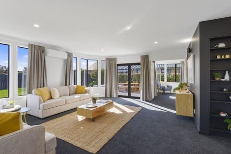 Photo of property in 103 Inwoods Close, Parklands, Christchurch, 8083