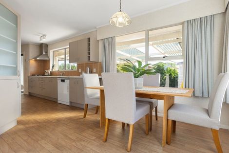 Photo of property in 3 Riccarton Place, Dinsdale, Hamilton, 3204