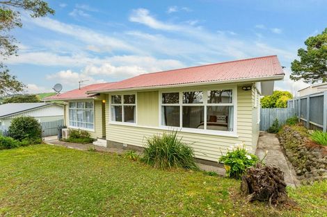 Photo of property in 421 Warspite Avenue, Ascot Park, Porirua, 5024