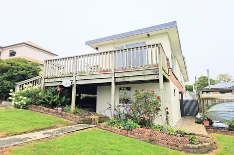 Photo of property in 32 Teignmouth Street, Abbotsford, Dunedin, 9018