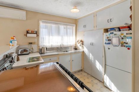 Photo of property in 8 Gardiner Grove, Mangere East, Auckland, 2024