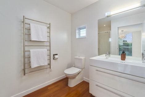 Photo of property in 444 Old Te Atatu Road, Te Atatu Peninsula, Auckland, 0610