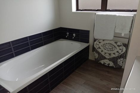 Photo of property in 71 Bentley Street, Russley, Christchurch, 8042