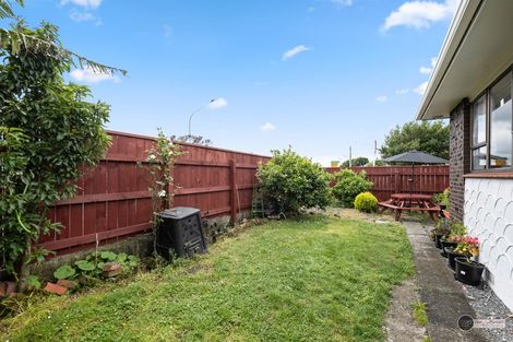 Photo of property in 2f4- Benzie Avenue, Elderslea, Upper Hutt, 5018