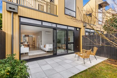 Photo of property in 6 Cochrane Road, Hobsonville, Auckland, 0616