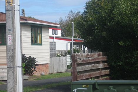 Photo of property in 2/118 Lynwood Road, New Lynn, Auckland, 0600