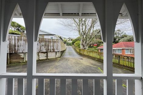 Photo of property in 7 Omar Street, Khandallah, Wellington, 6035