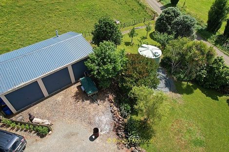 Photo of property in 52 Gallie Branch Road, Matakohe, 0594