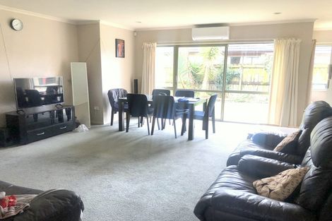 Photo of property in 37d Station Road, Takanini, 2112