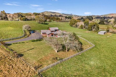 Photo of property in 61 Kanuka Road, Bombay, 2675