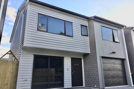 Photo of property in 425d Great South Road, Opaheke, 2113