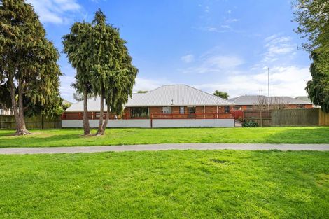 Photo of property in 2 Hare Street, Ilam, Christchurch, 8041