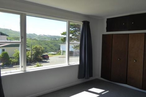Photo of property in 9 Camrose Grove, Kingston, Wellington, 6021