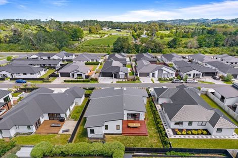 Photo of property in 11 Cutfield Lane, Kumeu, 0810